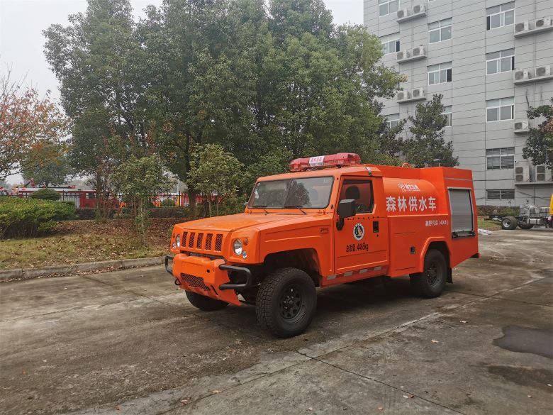 1720142932861065.jpg JDF5042GGSBAW6型供水車08.jpg