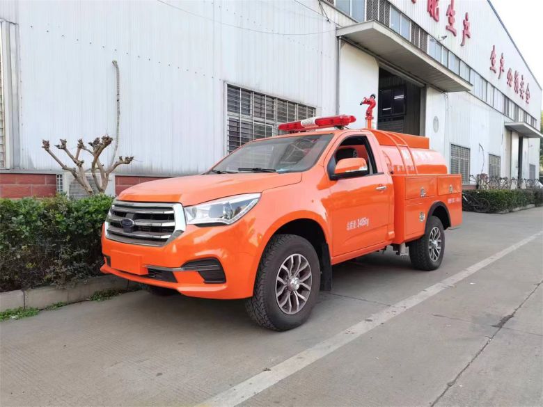 1724740093352473.jpg 五十鈴四驅(qū)皮卡供水車04.jpg