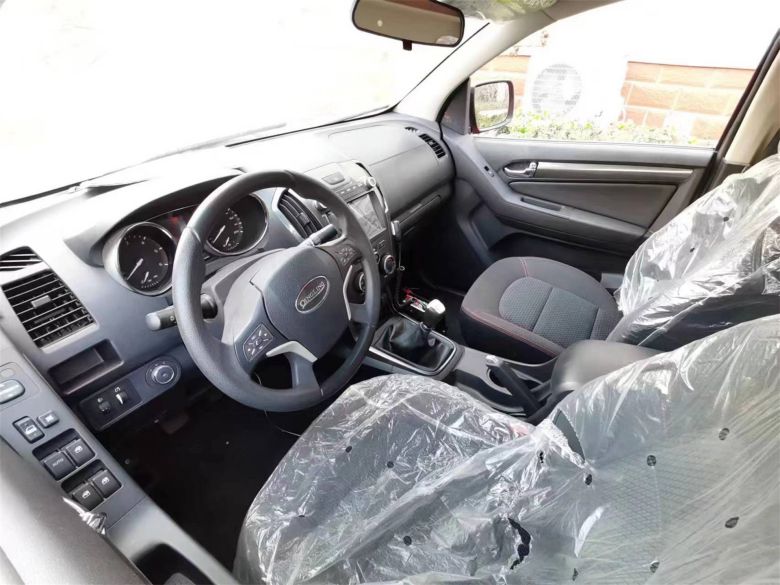 1724740124100728.jpg 五十鈴四驅(qū)皮卡供水車07.jpg